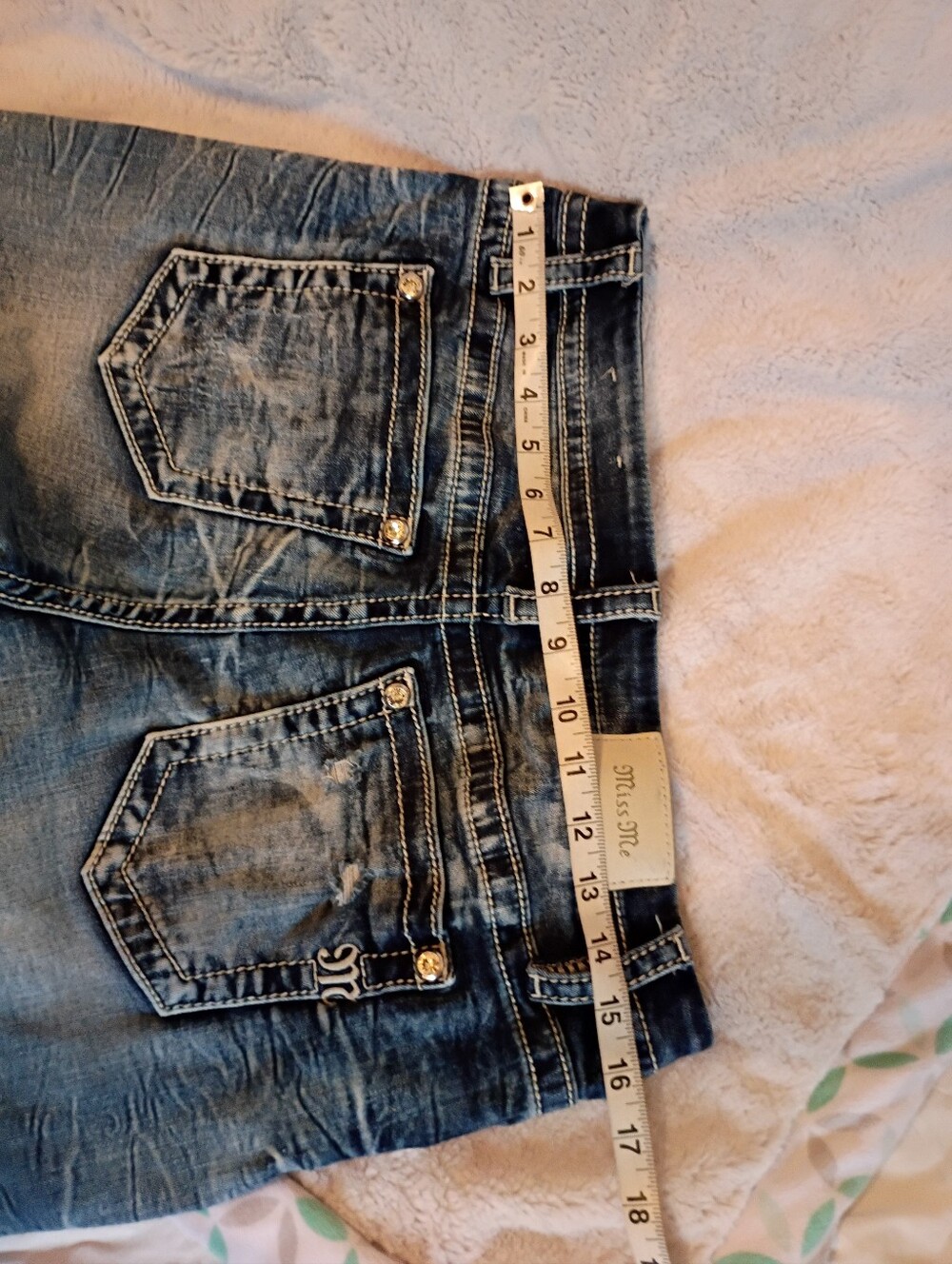 Miss me Ripped Distressed Blue Denim Jean Signature M High Rise Midi-Shorts - Picture 7 of 13